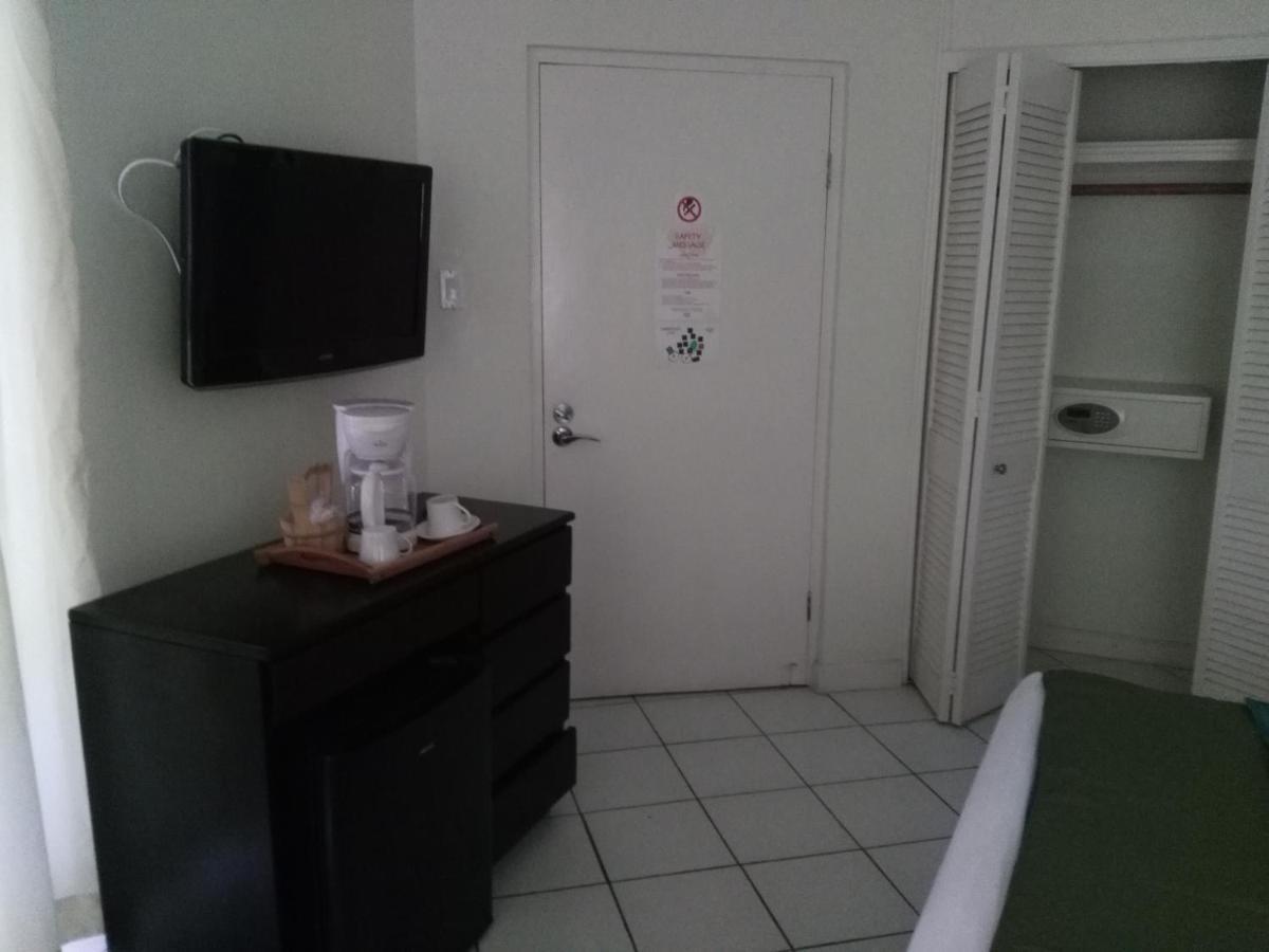 Mystic Ridge Apt 2 Plus 6 Ocho Rios Esterno foto